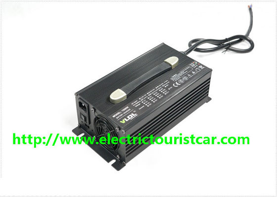 سعر جيد أسود الإسكان الكلاسيكية للسيارات الكهربائية بطارية شاحن 48V 25A 260 * 150 * 90 مم الانترنت